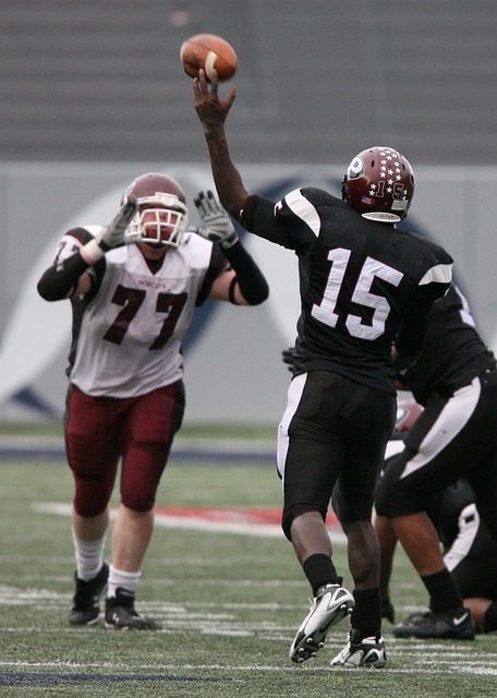 武球一伤退，申花破门王钰栋中直球+伤退，单刀破门堪称教科书.